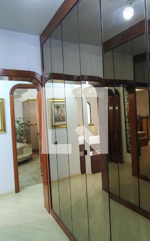 Apartamento à venda com 544m², 4 quartos e 5 vagas Apartamento à venda com 544m², 4 quartos e 5 vagasCloset Quarto
