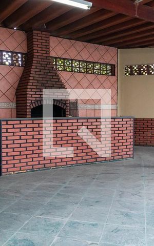 Apartamento à venda com 205m², 3 quartos e 1 vaga Apartamento à venda com 205m², 3 quartos e 1 vagaÁrea comum - Churrasqueira