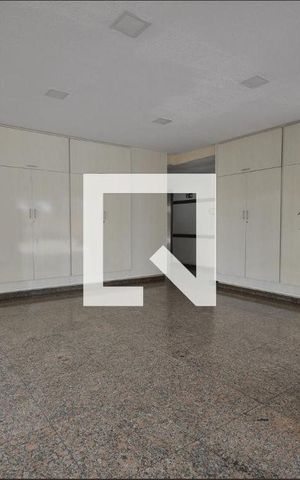 Apartamento à venda com 205m², 3 quartos e 1 vaga Apartamento à venda com 205m², 3 quartos e 1 vagaHall social