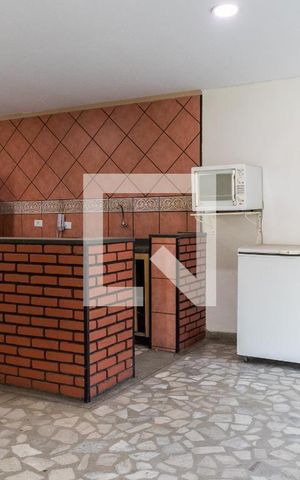 Apartamento à venda com 205m², 3 quartos e 1 vaga Apartamento à venda com 205m², 3 quartos e 1 vagaÁrea comum - Salão de festas