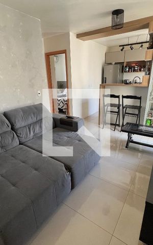 Apartamento à venda com 45m², 2 quartos e 1 vaga Apartamento à venda com 45m², 2 quartos e 1 vagaSala