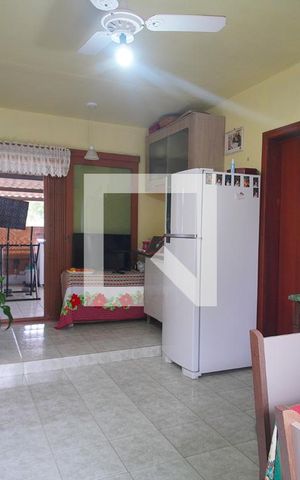 Casa à venda com 187m², 3 quartos e 2 vagas Casa à venda com 187m², 3 quartos e 2 vagasSala