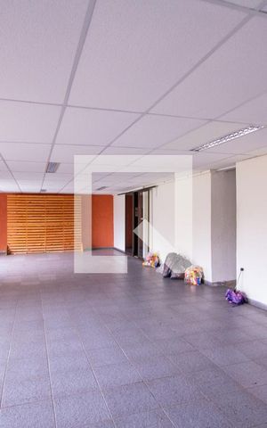 Apartamento à venda com 70m², 2 quartos e 1 vaga Apartamento à venda com 70m², 2 quartos e 1 vagaÁrea comum - Salão de festas