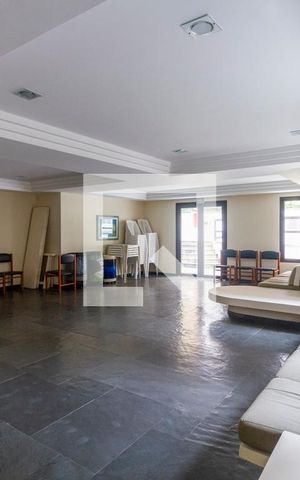 Apartamento para alugar com 220m², 3 quartos e 3 vagas Apartamento para alugar com 220m², 3 quartos e 3 vagasÁrea comum - Salão de festas