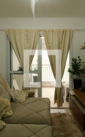Apartamento à venda com 68m², 2 quartos e 2 vagasSala