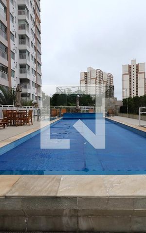 Apartamento à venda com 68m², 2 quartos e 2 vagasÁrea Comum - Piscina