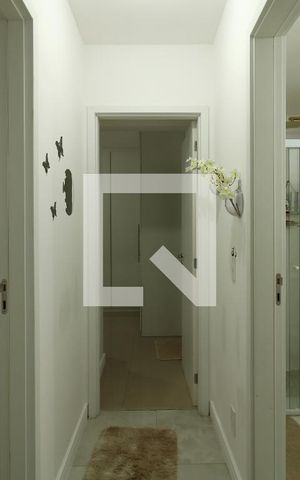 Apartamento à venda com 68m², 2 quartos e 2 vagasCorredor