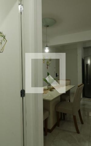 Apartamento à venda com 68m², 2 quartos e 2 vagasCorredor