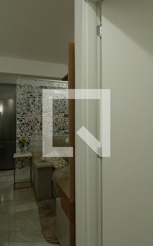 Apartamento à venda com 68m², 2 quartos e 2 vagasCorredor