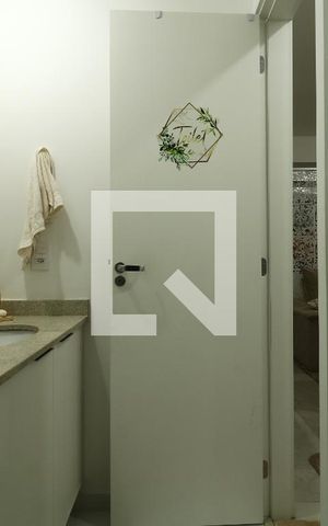 Apartamento à venda com 68m², 2 quartos e 2 vagasBanheiro Social