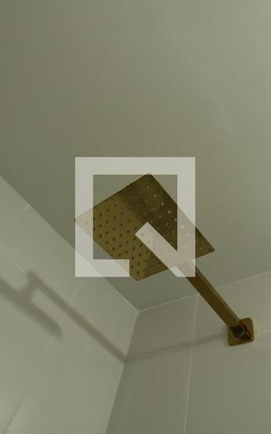 Apartamento à venda com 68m², 2 quartos e 2 vagasBanheiro da Suíte - Chuveiro