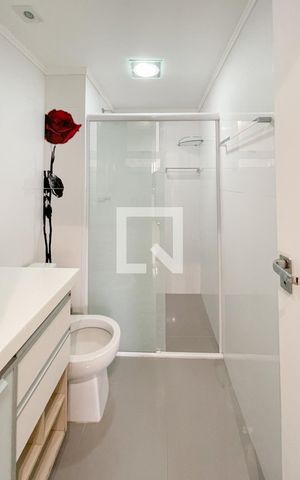 Apartamento à venda com 65m², 3 quartos e 1 vaga Apartamento à venda com 65m², 3 quartos e 1 vagaBanheiro Social
