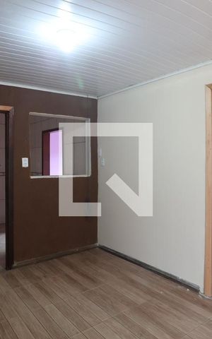 Casa à venda com 56m², 2 quartos e 1 vagaSala