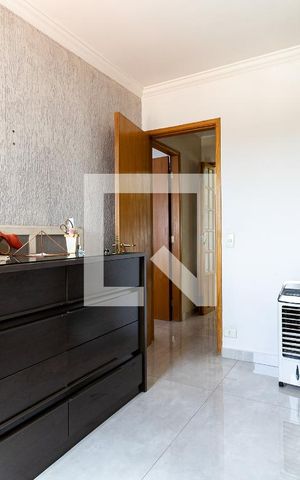 Apartamento à venda com 70m², 3 quartos e 1 vagaQuarto 2