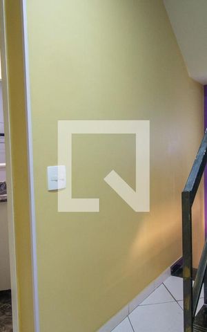 Casa de condomínio para alugar com 167m², 4 quartos e 1 vaga Casa de condomínio para alugar com 167m², 4 quartos e 1 vagaHall dos Quartos