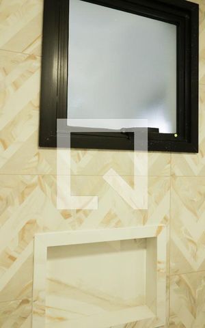 Apartamento à venda com 54m², 2 quartos e 1 vaga Apartamento à venda com 54m², 2 quartos e 1 vagaBanheiro Social