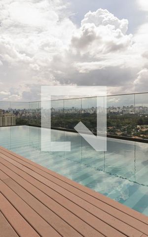 Studio à venda com 27m², 1 quarto e sem vagaÁrea comum - Piscina