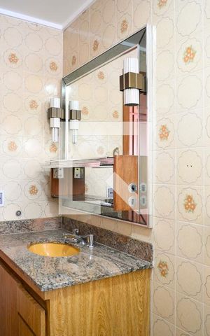 Apartamento à venda com 200m², 3 quartos e 2 vagas Apartamento à venda com 200m², 3 quartos e 2 vagasQuarto 2