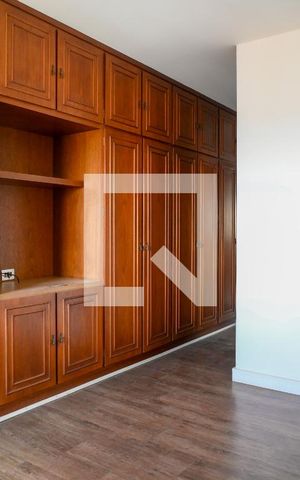 Apartamento à venda com 200m², 3 quartos e 2 vagas Apartamento à venda com 200m², 3 quartos e 2 vagasQuarto 3