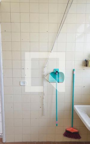 Apartamento à venda com 172m², 3 quartos e 2 vagas Apartamento à venda com 172m², 3 quartos e 2 vagasÁrea de Serviço