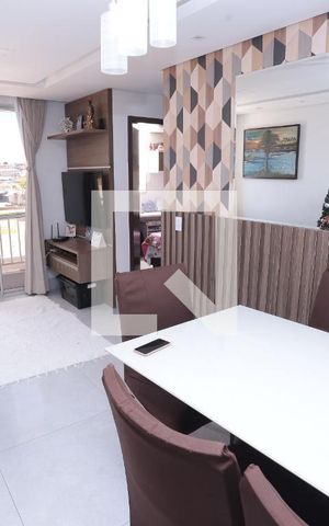 Apartamento à venda com 64m², 2 quartos e 1 vagaSala