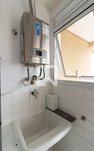 Apartamento para alugar com 60m², 2 quartos e 2 vagas Apartamento para alugar com 60m², 2 quartos e 2 vagasLavanderia