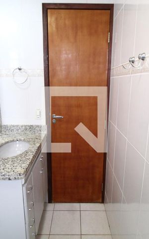 Apartamento para alugar com 68m², 2 quartos e 1 vagaBanheiro Social