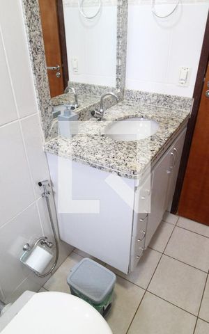 Apartamento para alugar com 68m², 2 quartos e 1 vagaBanheiro Social