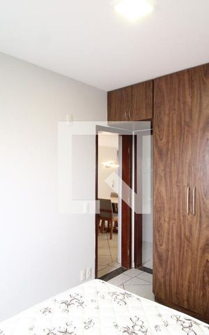 Apartamento para alugar com 68m², 2 quartos e 1 vagaSuite