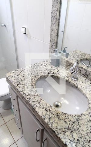Apartamento para alugar com 68m², 2 quartos e 1 vagaBanheiro Social
