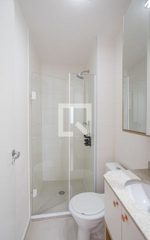 Apartamento para alugar com 32m², 1 quarto e 1 vaga Apartamento para alugar com 32m², 1 quarto e 1 vagaBanheiro