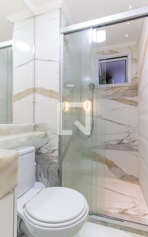 Apartamento para alugar com 103m², 3 quartos e 1 vaga Apartamento para alugar com 103m², 3 quartos e 1 vagaBanheiro da Suíte