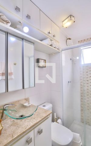 Apartamento à venda com 43m², 2 quartos e sem vaga Apartamento à venda com 43m², 2 quartos e sem vagaBanheiro