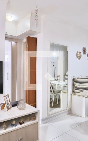 Apartamento à venda com 43m², 2 quartos e sem vaga Apartamento à venda com 43m², 2 quartos e sem vagaSala