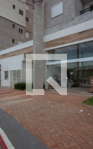 Apartamento à venda com 34m², 2 quartos e sem vaga Apartamento à venda com 34m², 2 quartos e sem vagaFachada e portaria