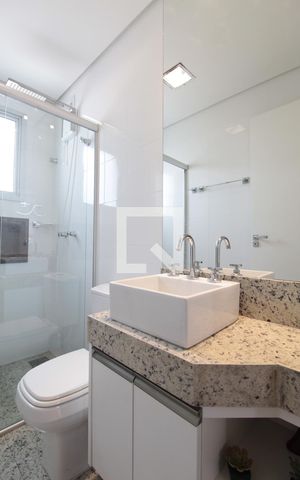 Apartamento à venda com 160m², 4 quartos e 4 vagasBanheiro Social