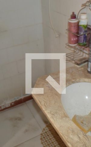 Casa à venda com 121m², 3 quartos e 1 vagaBanheiro 1