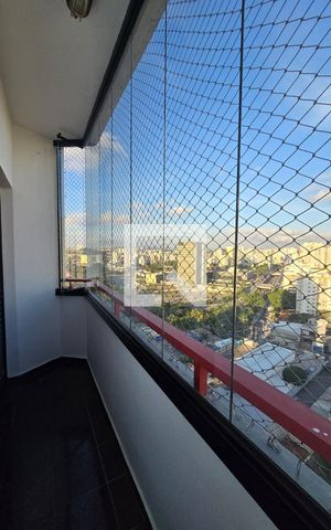 Apartamento para alugar com 185m², 4 quartos e 2 vagas Apartamento para alugar com 185m², 4 quartos e 2 vagasSacada