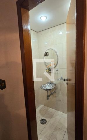 Apartamento para alugar com 185m², 4 quartos e 2 vagas Apartamento para alugar com 185m², 4 quartos e 2 vagasBanheiro