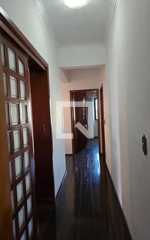 Apartamento para alugar com 185m², 4 quartos e 2 vagas Apartamento para alugar com 185m², 4 quartos e 2 vagasSala de Estar