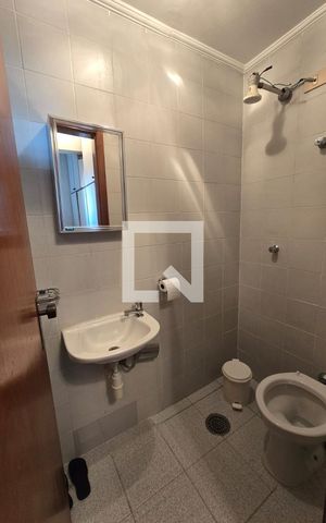 Apartamento para alugar com 185m², 4 quartos e 2 vagas Apartamento para alugar com 185m², 4 quartos e 2 vagasBanheiro