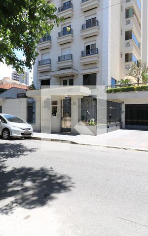 Apartamento à venda com 134m², 3 quartos e 3 vagasFachada