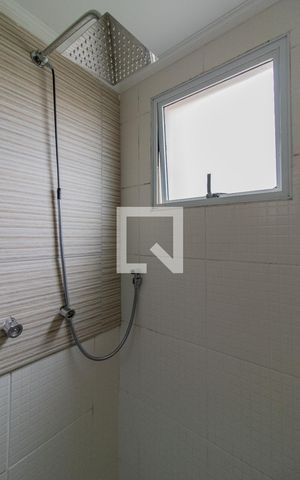 Apartamento à venda com 45m², 2 quartos e sem vagaBanheiro