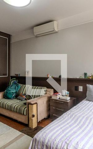 Apartamento à venda com 322m², 4 quartos e 2 vagas Apartamento à venda com 322m², 4 quartos e 2 vagasQuarto 2