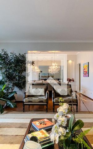 Apartamento à venda com 322m², 4 quartos e 2 vagas Apartamento à venda com 322m², 4 quartos e 2 vagasSala de Estar