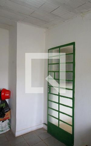 Casa à venda com 430m², 3 quartos e 3 vagasQuarto de Serviço
