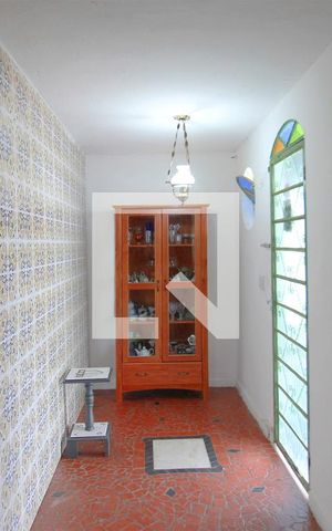 Casa à venda com 430m², 3 quartos e 3 vagasSala