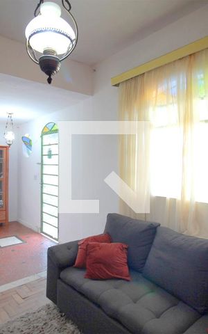 Casa à venda com 430m², 3 quartos e 3 vagasSala