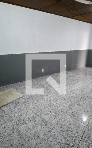 Casa para alugar com 64m², 2 quartos e 1 vaga Casa para alugar com 64m², 2 quartos e 1 vagaQuarto 1