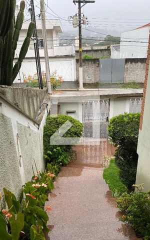 Casa para alugar com 360m², 3 quartos e 5 vagas Casa para alugar com 360m², 3 quartos e 5 vagasEntrada